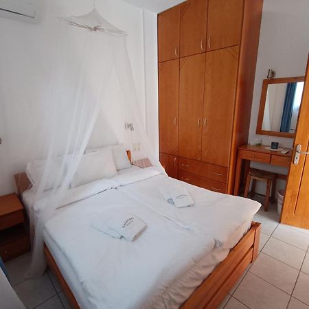 Finikas Studios & Apartments - Kalamaki Holidays Kalamaki (Heraklion) Buitenkant foto
