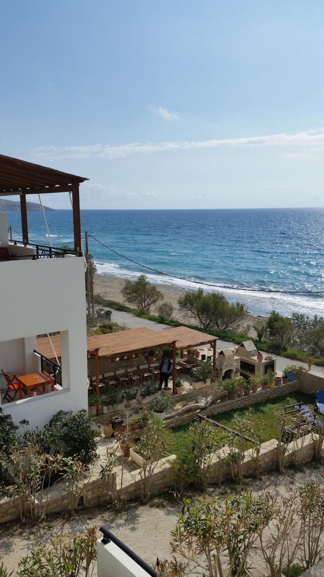 Finikas Studios & Apartments - Kalamaki Holidays Kalamaki (Heraklion) Buitenkant foto